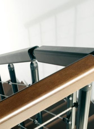 Scala da Interno Komoda 2